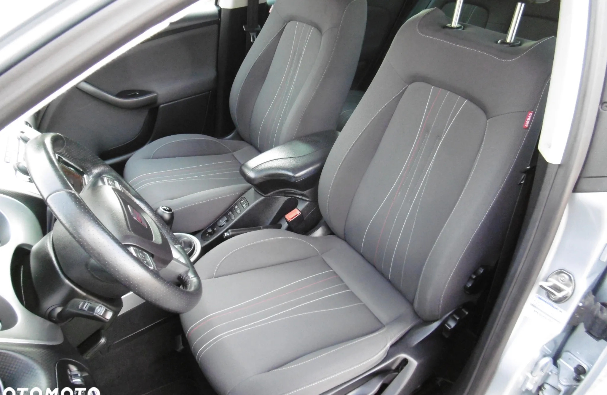 Seat Altea cena 21900 przebieg: 244315, rok produkcji 2011 z Międzychód małe 781
